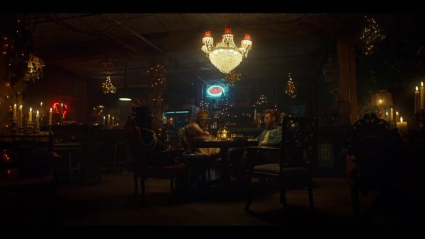 American.Gods.S02E05.The.Ways.of.the.Dead.1080p.RUS.DUB.mp4