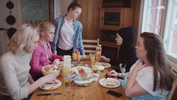 Skam.S02E04.720P.DVO.GoldTeam.mp4