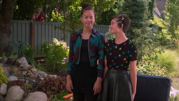 Andi_Mack_s03e11.One_In_a_Minyan.RUS.DVO.Goldteam.mp4