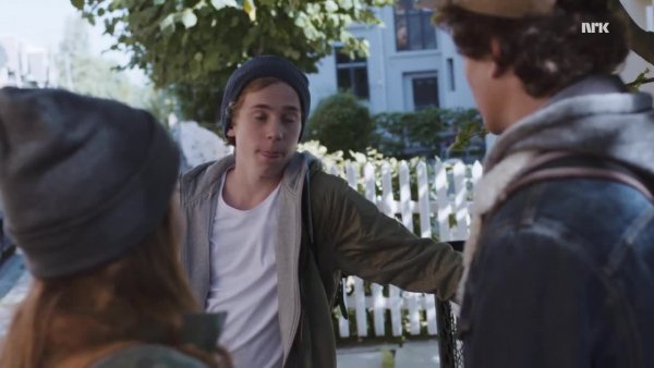 Skam.S01E01.720P.DVO.GoldTeam.mp4